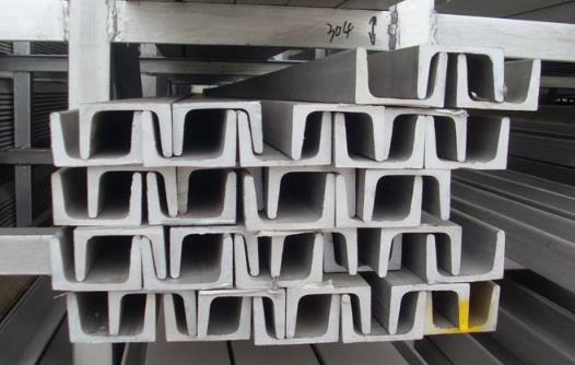 不锈钢槽钢进行焊接的标准是什么?