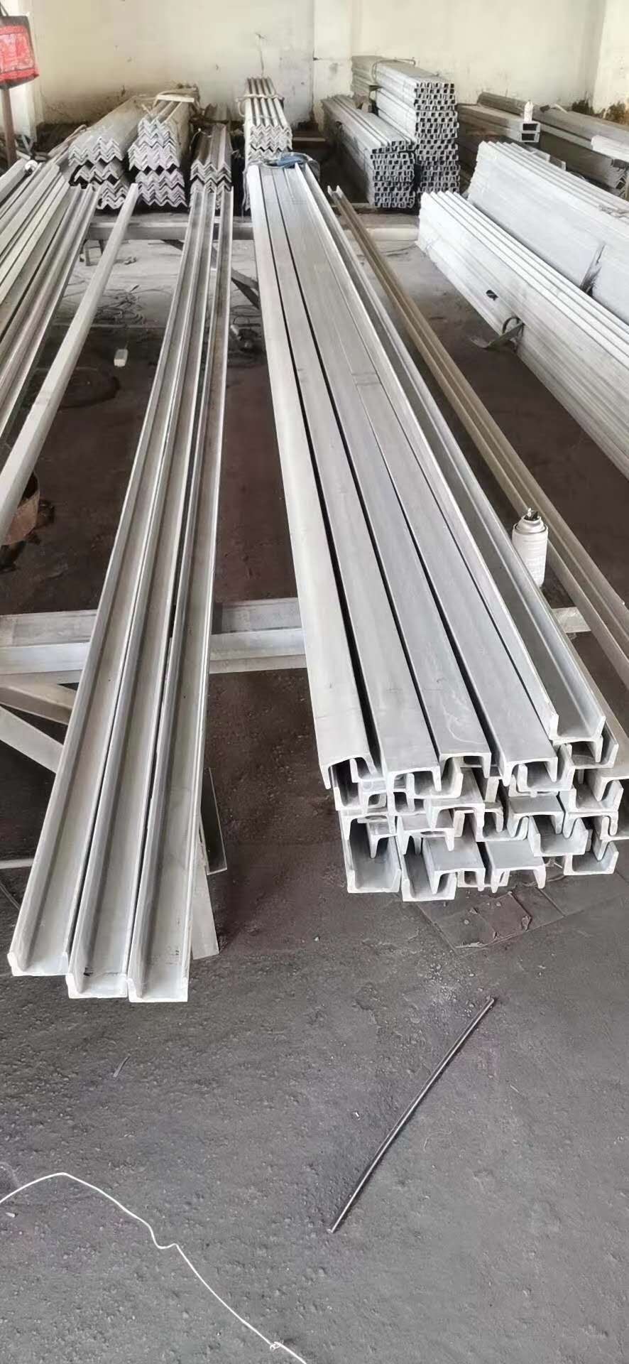 304不锈钢角钢厂家厂子破产清除不锈钢材料